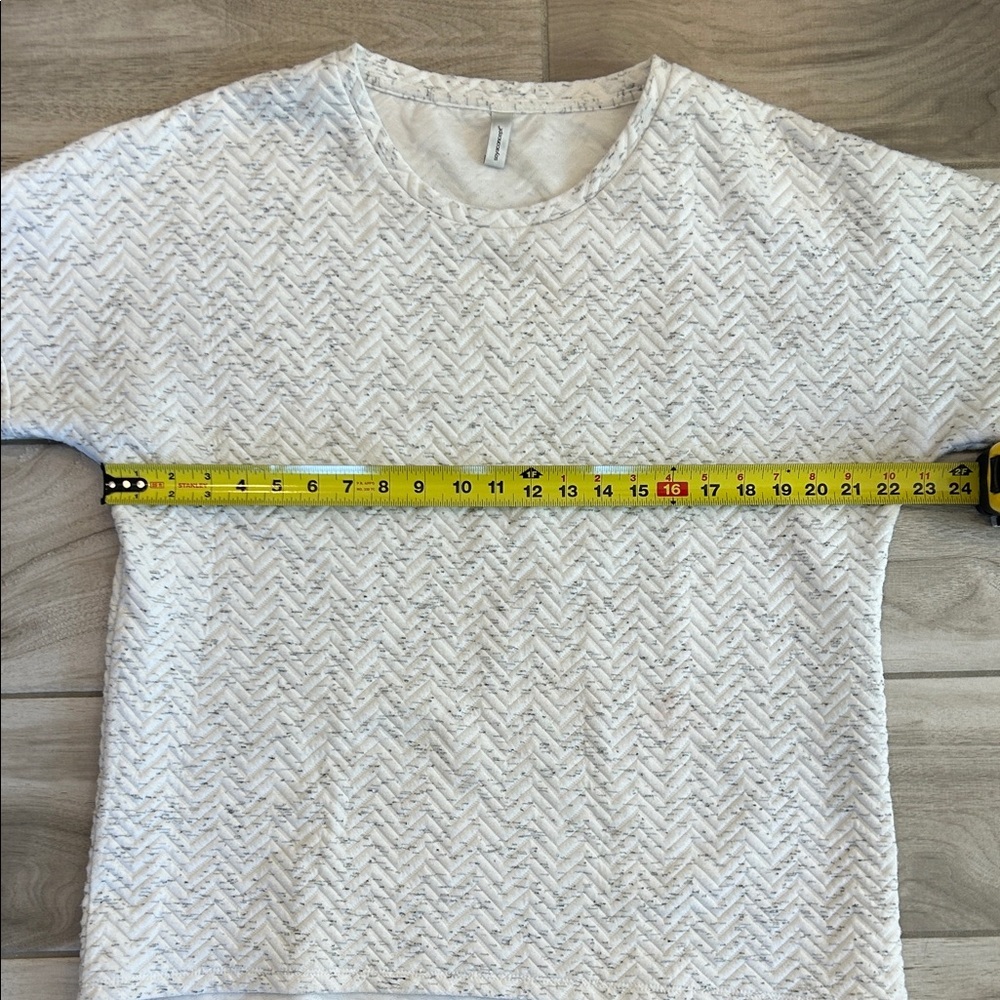 Women's Crew Neck Sweater - White - Picture 7 of 9